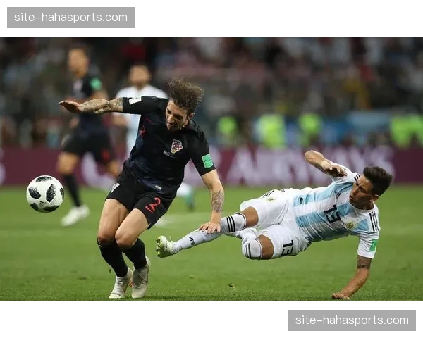 巴列卡诺守强攻弱特点明显 双线作战体能受考验 巴列卡诺守强攻弱特点明显 双线作战体能受考验